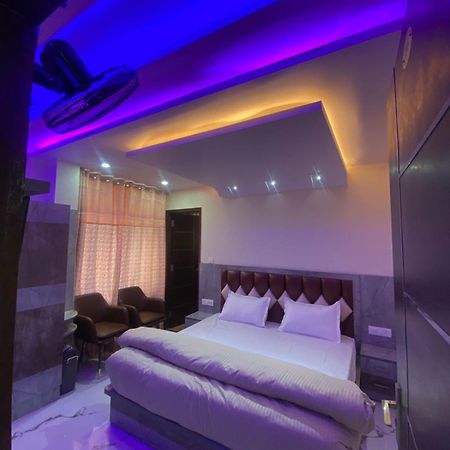 Harmony Heights Hotel ชิมลา ภายนอก รูปภาพ