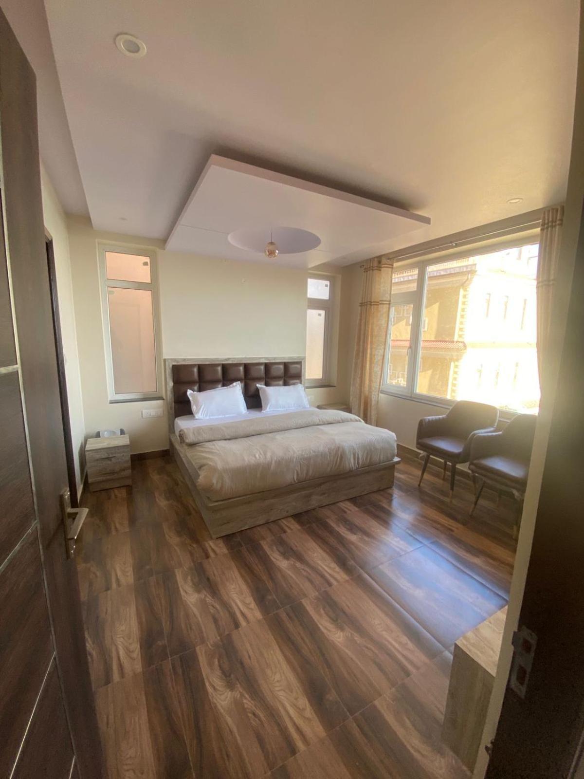 Harmony Heights Hotel ชิมลา ภายนอก รูปภาพ