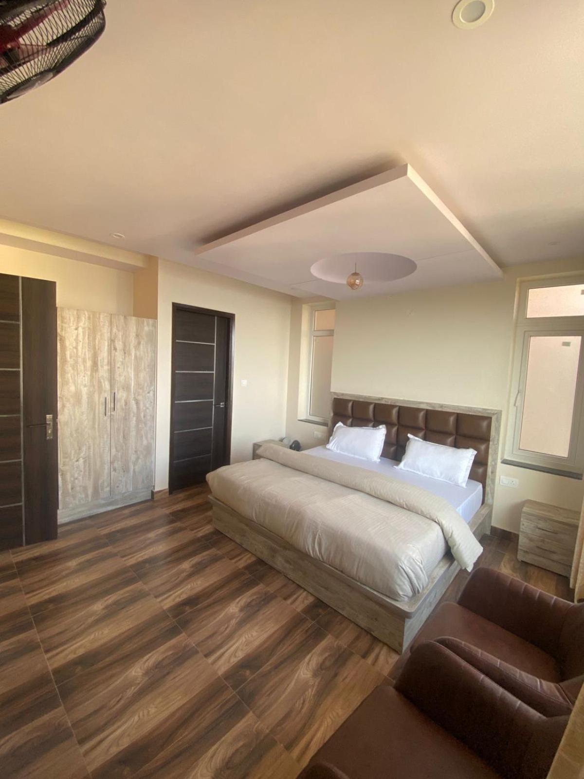 Harmony Heights Hotel ชิมลา ภายนอก รูปภาพ