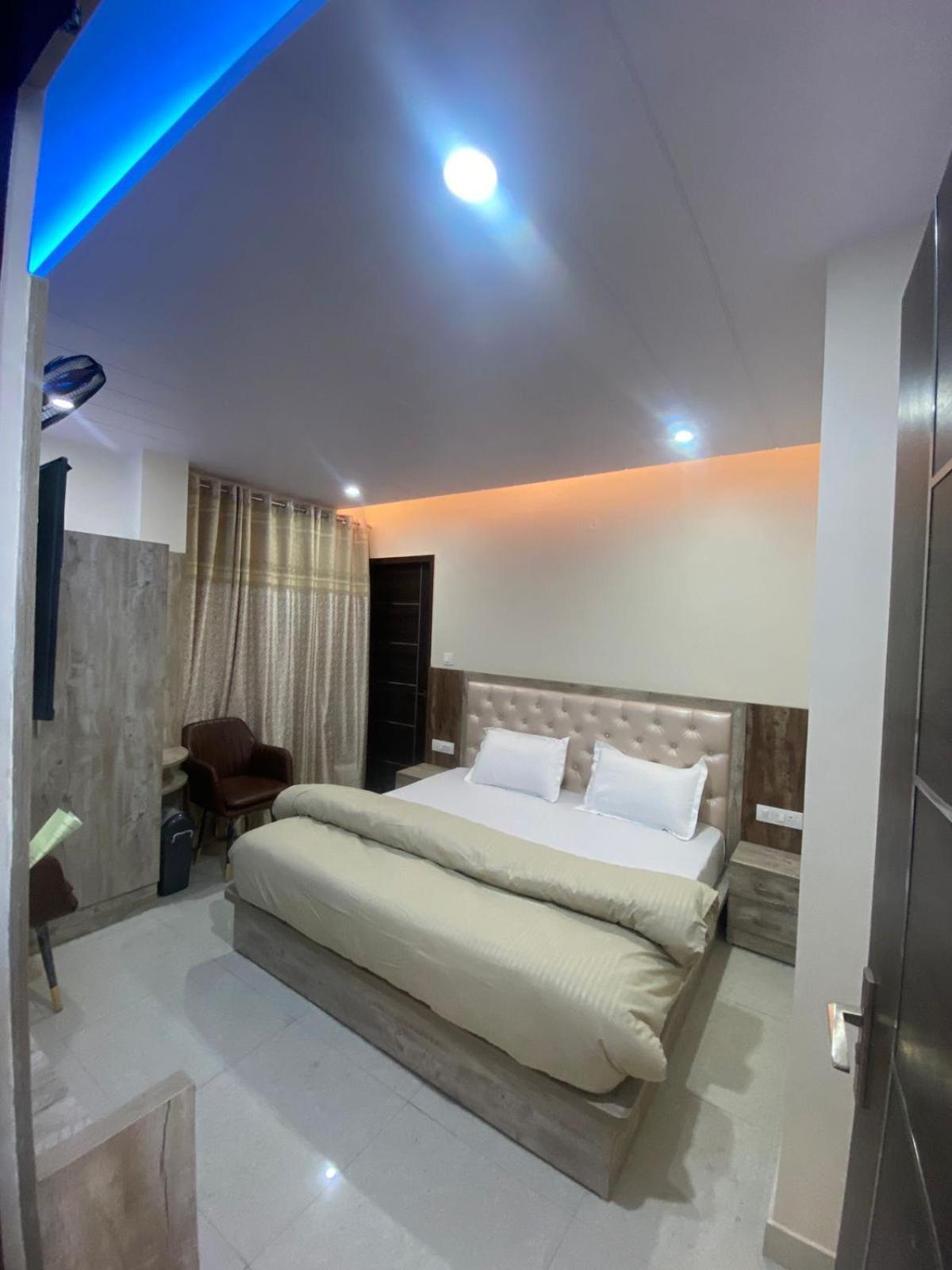 Harmony Heights Hotel ชิมลา ภายนอก รูปภาพ